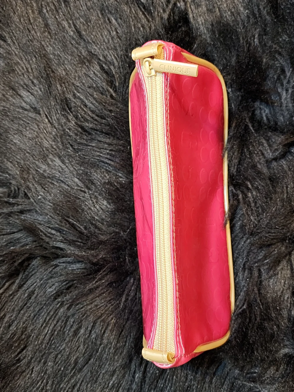 Clinique Hot Pink Cosmetic Pouch Set with Card Case - Picture 13 of 16